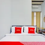 Hotel O Krakatau Near Universitas Muhammadiya Sumatra Utara Umsu