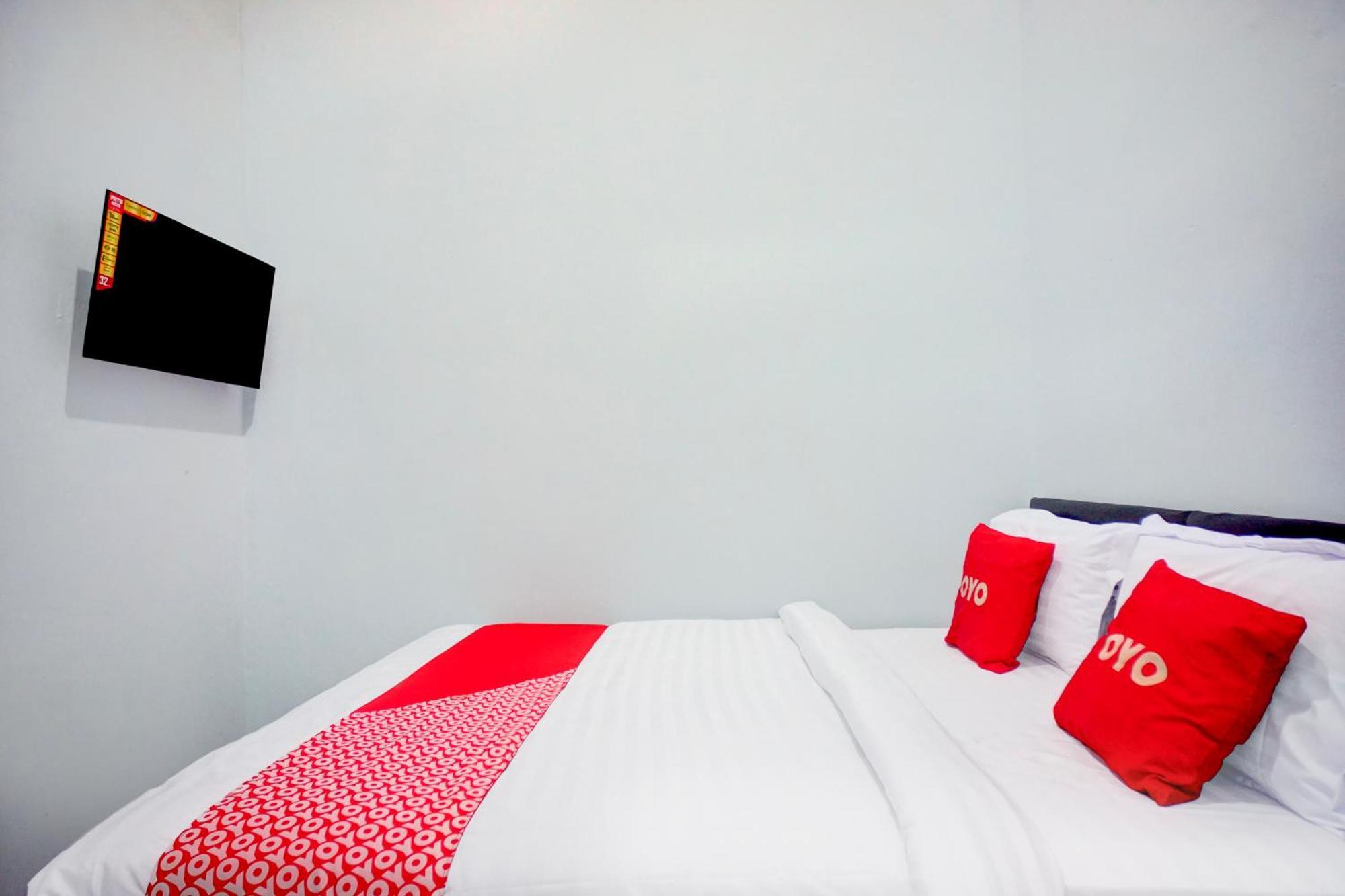 Hotel O Krakatau Near Universitas Muhammadiya Sumatra Utara Umsu 2*